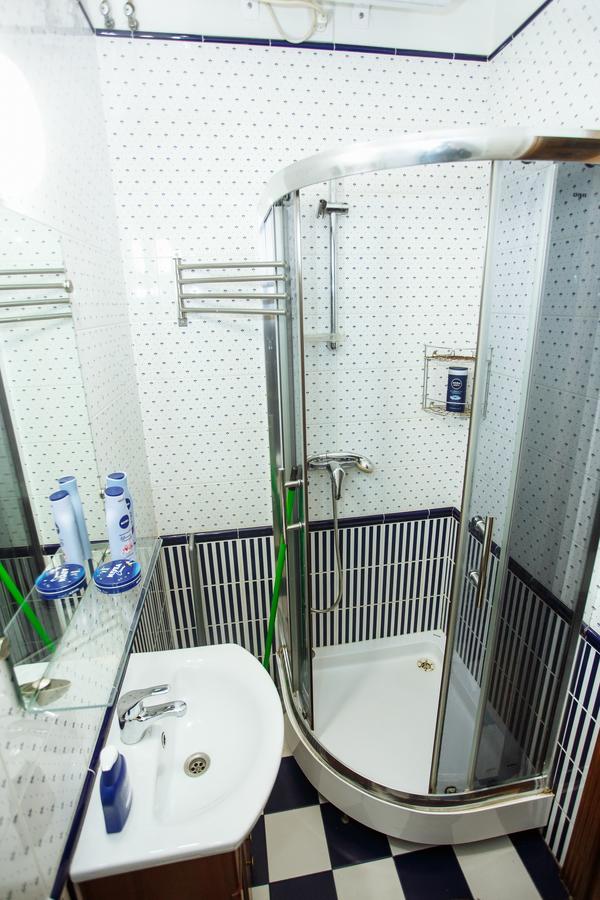 Halytska Appartement Lviv Buitenkant foto
