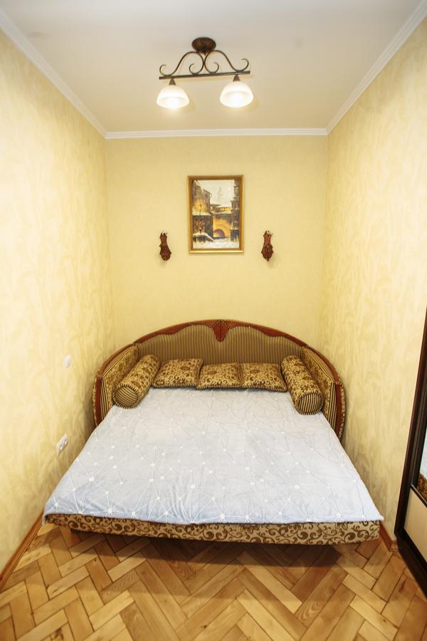 Halytska Appartement Lviv Buitenkant foto